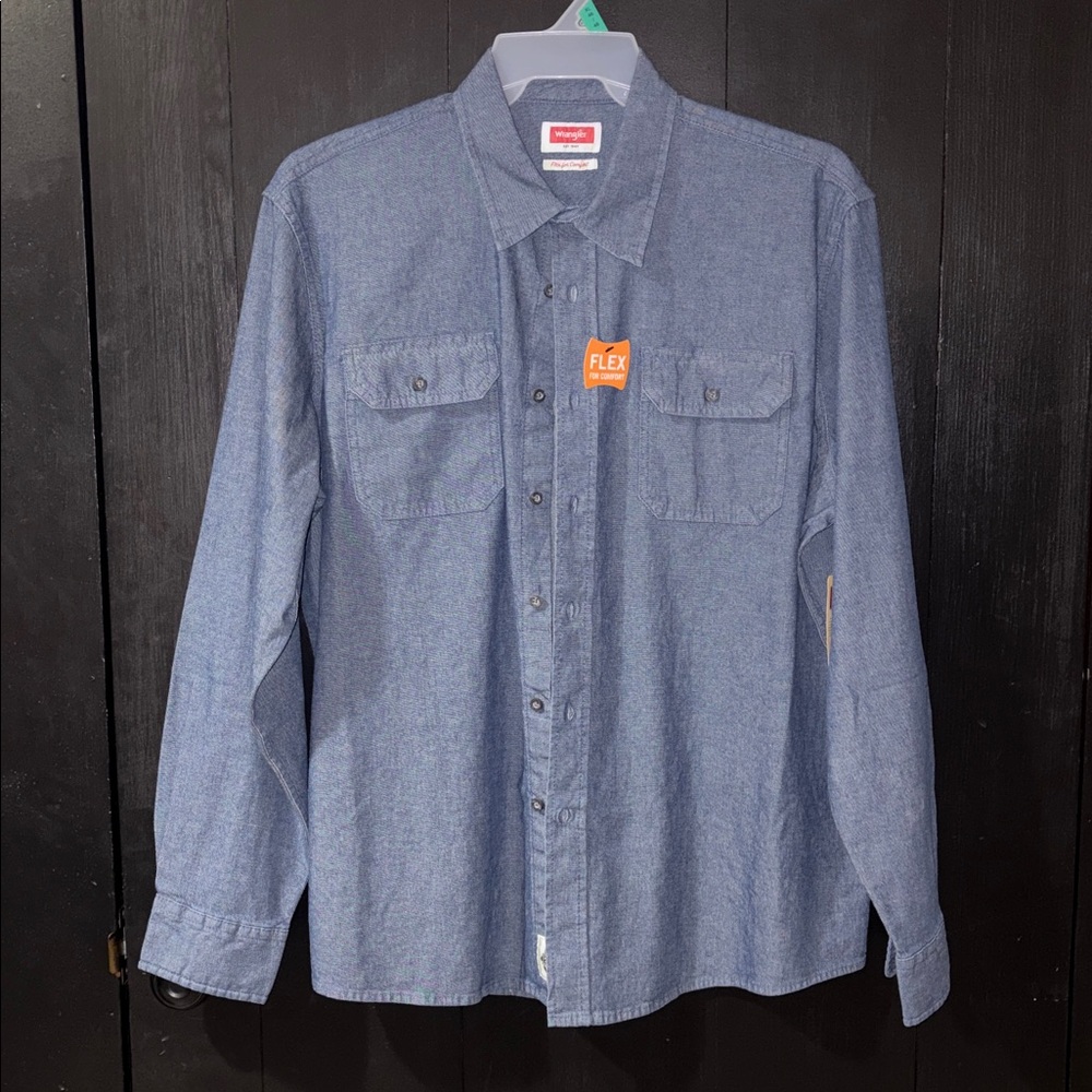 🤠 Wrangler Flex for Comfort Denim Shirt. New with tags. XL